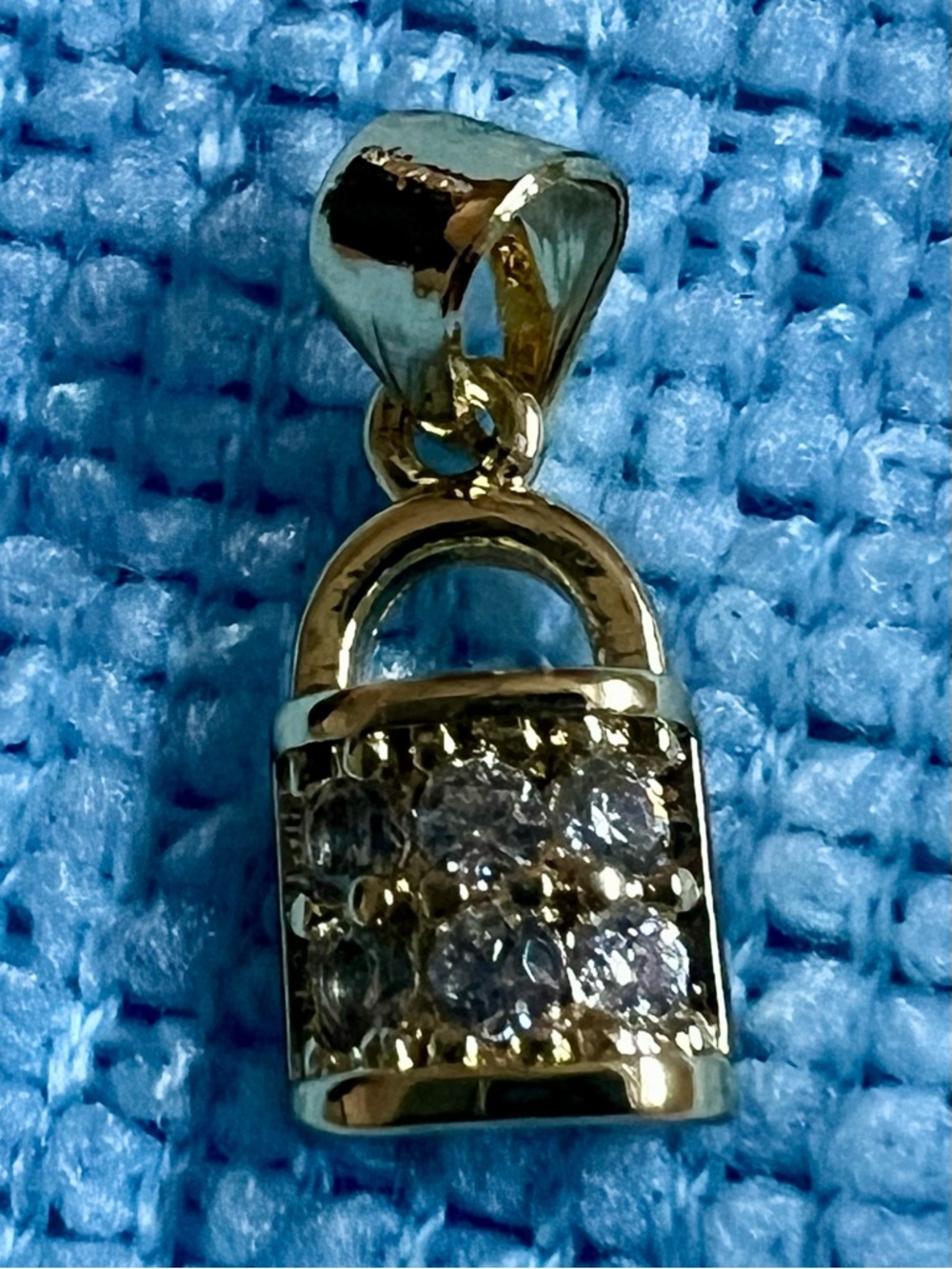 18k Gold Plated Padlock Pendant with Clear Crystal Stones - Elegant Jewelry